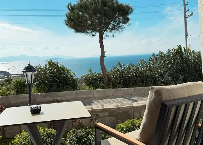 The Rest Port Argento * Αλικαρνασσός