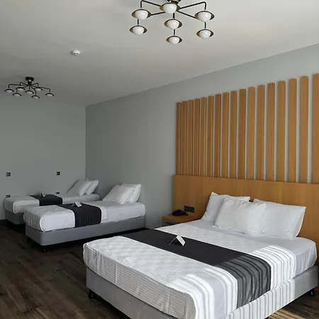 The Rest Port Argento Hotel *