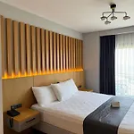 Hotel The Rest Port Argento *