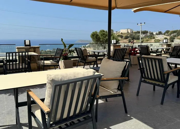 The Rest Port Argento Hotel *